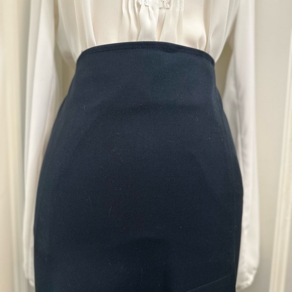 Club Monaco Pleated Navy Skirt - Picture 8 of 9